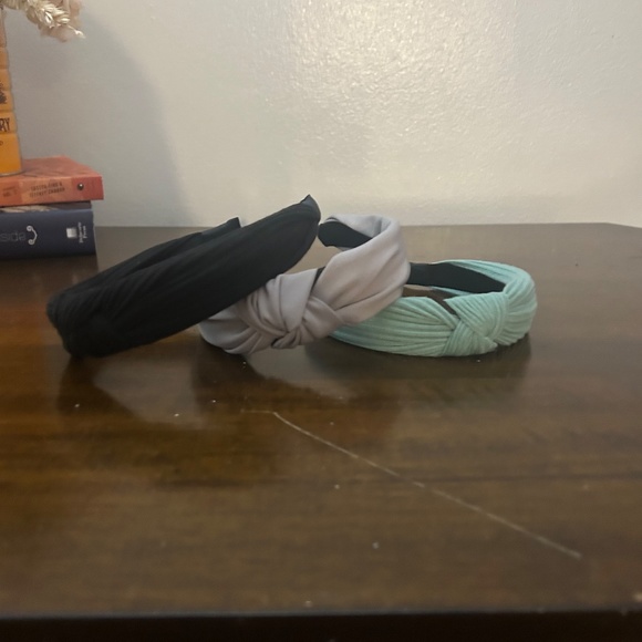 knotted headbands - Picture 2 of 3